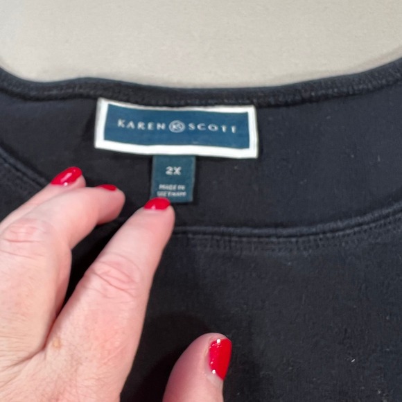 Cat Lover's Blig Sweater Black with Silver Cat Red Hearts Plus Size 2X - Picture 4 of 7